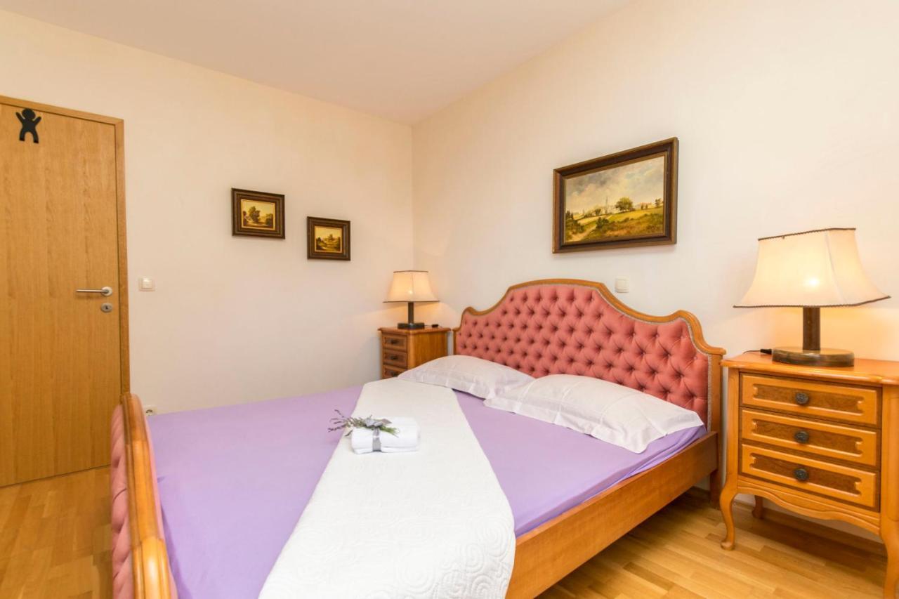 Apartments Luxury View Omis Bagian luar foto