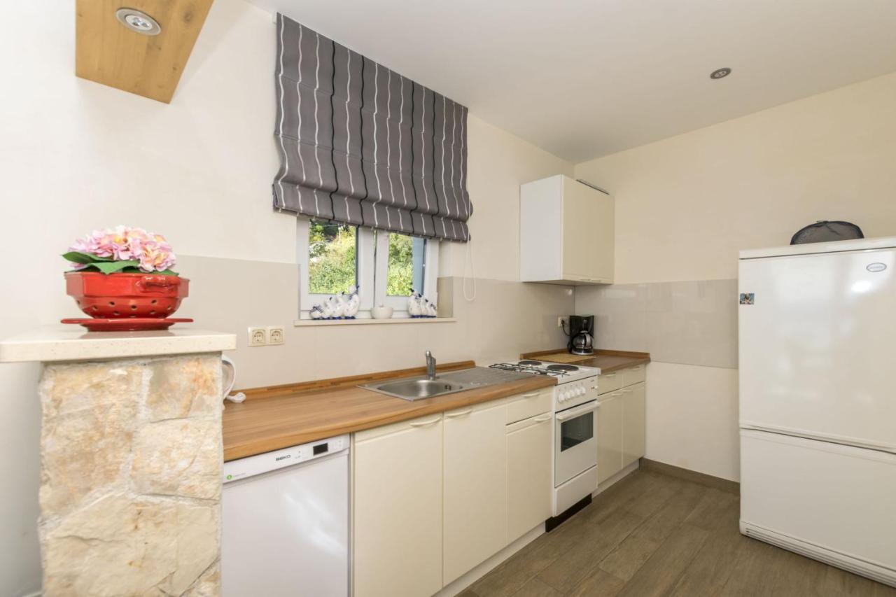 Apartments Luxury View Omis Bagian luar foto