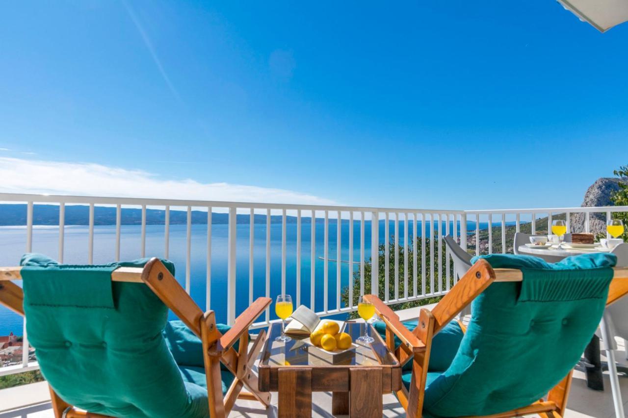 Apartments Luxury View Omis Bagian luar foto