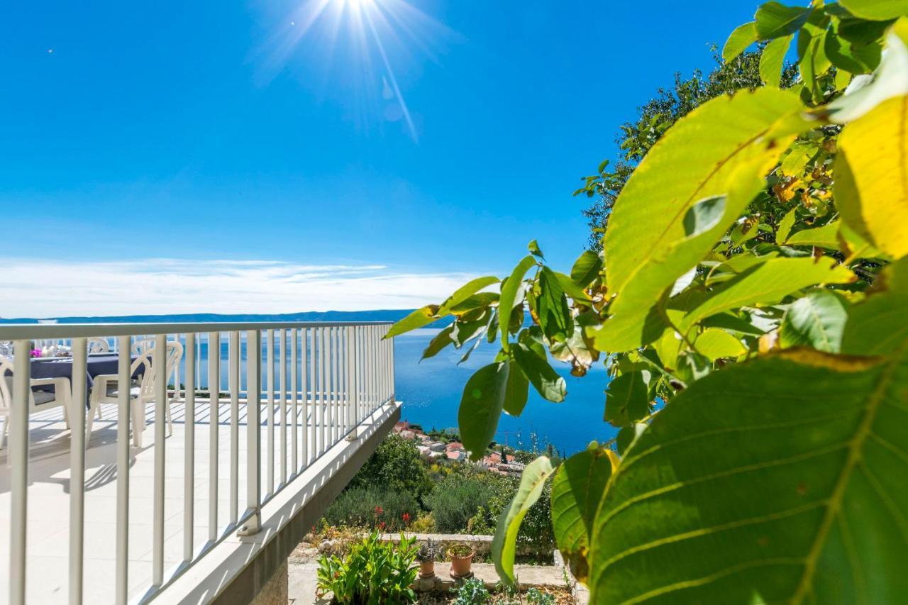 Apartments Luxury View Omis Bagian luar foto