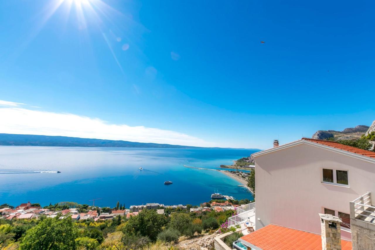 Apartments Luxury View Omis Bagian luar foto
