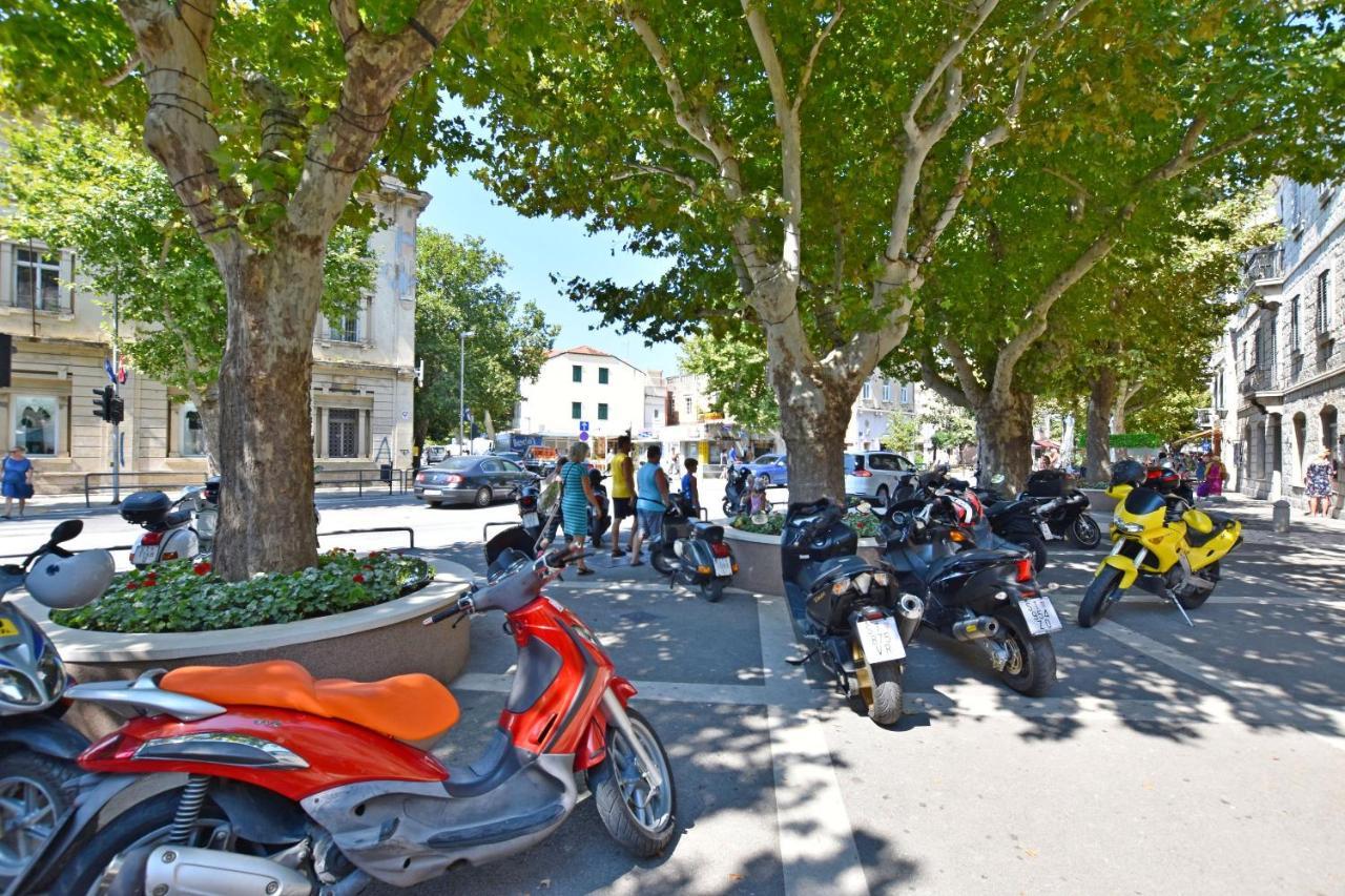 Apartments Luxury View Omis Bagian luar foto